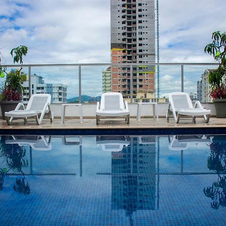 Hotel Ramada By Wyndham Panama Via Argentina Exterior foto