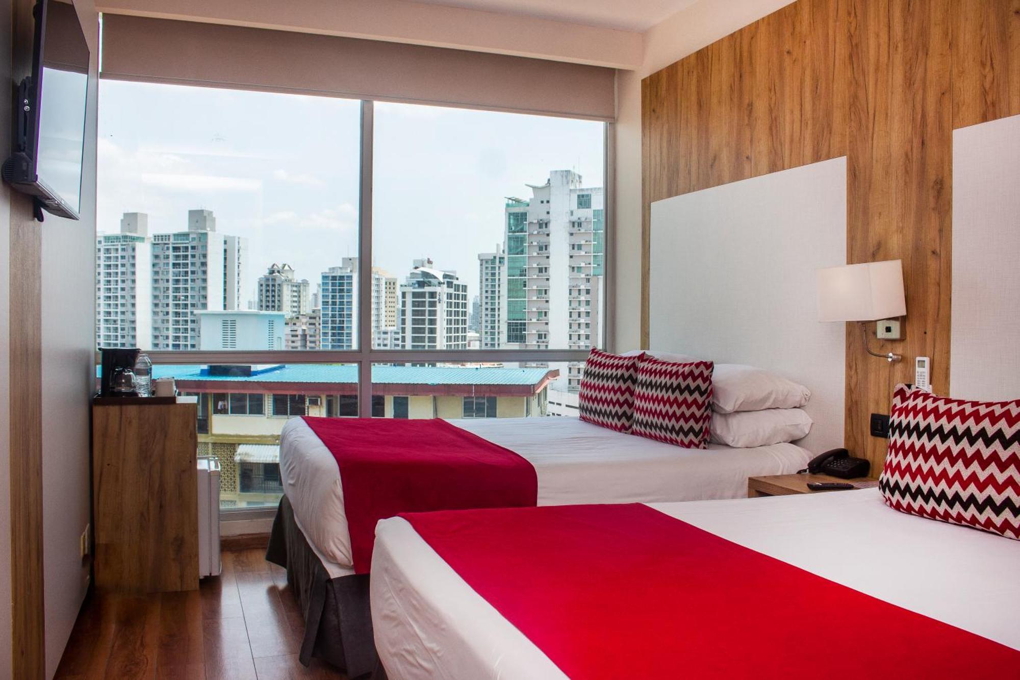 Hotel Ramada By Wyndham Panama Via Argentina Exterior foto